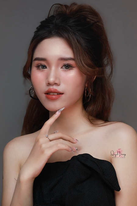 MAKE UP TONE DOUYIN 4
